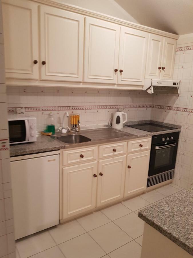 Mikes Beach Apartment 토레이라 외부 사진